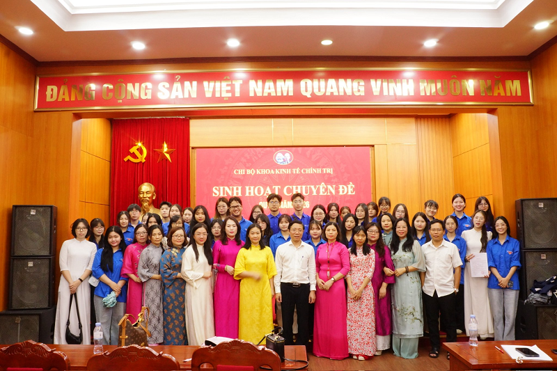 Chi bộ Khoa Kinh tế chính trị tổ chức sinh hoạt chuyên đề Quý II năm 2026